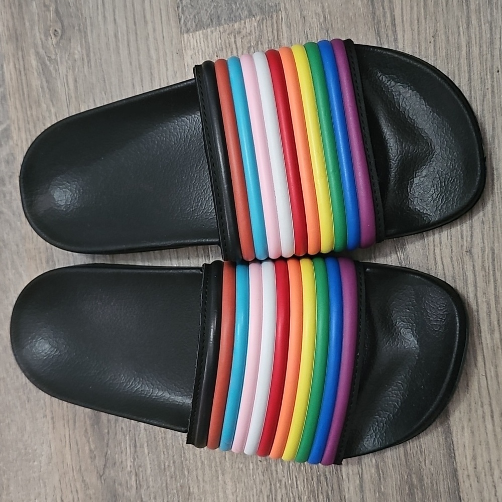 NWOT sandals size 7/8